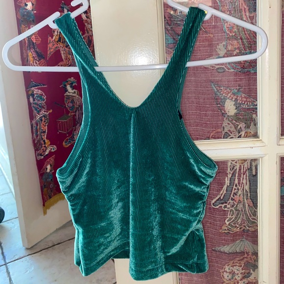 Velvet Emerald Urban Outfitters Crop Tank - Picture 2 of 4